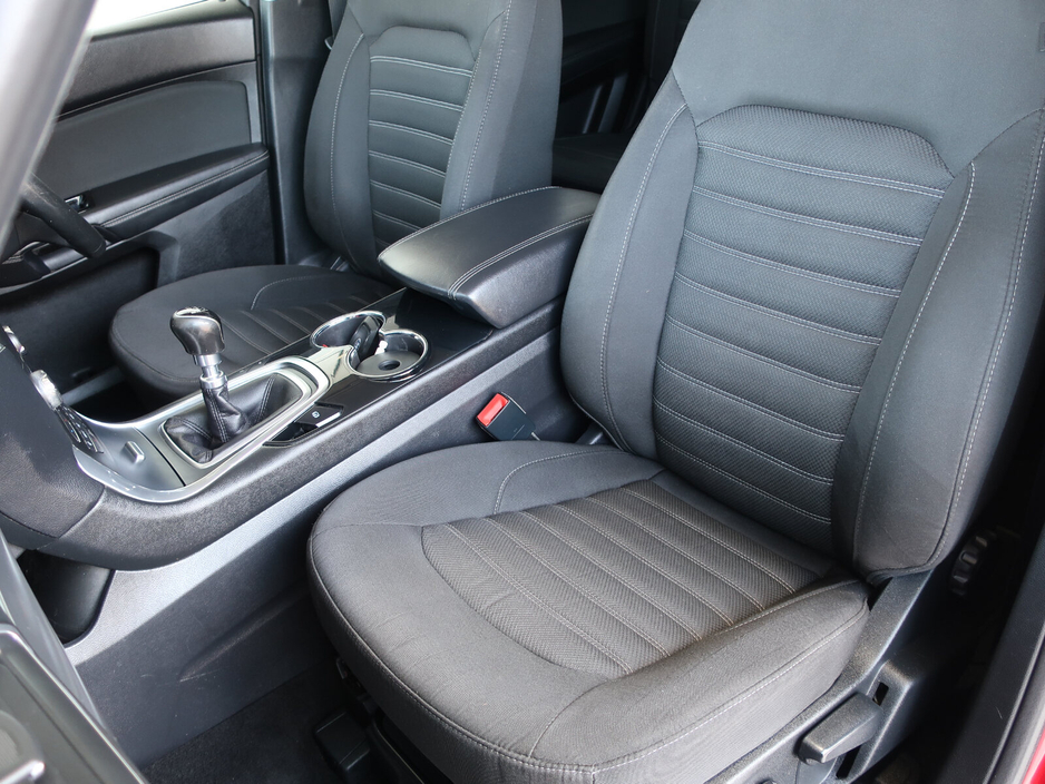 2019 Ford Galaxy 2.0TDCi 150PS Titanium Powershift €25,995