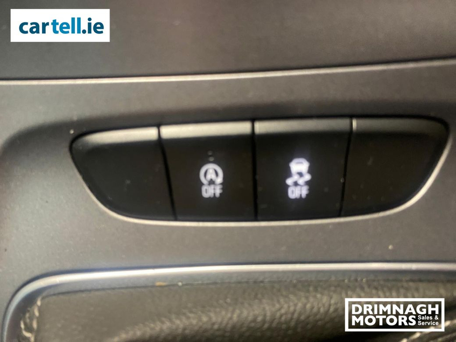 2021 Opel Astra - image 8