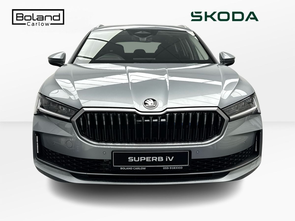 2026 Skoda Superb - image 7