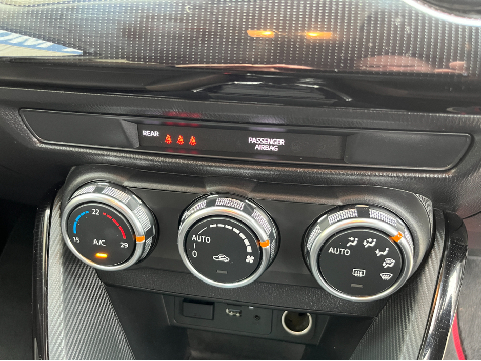 2022 Mazda Mazda2 - image 21