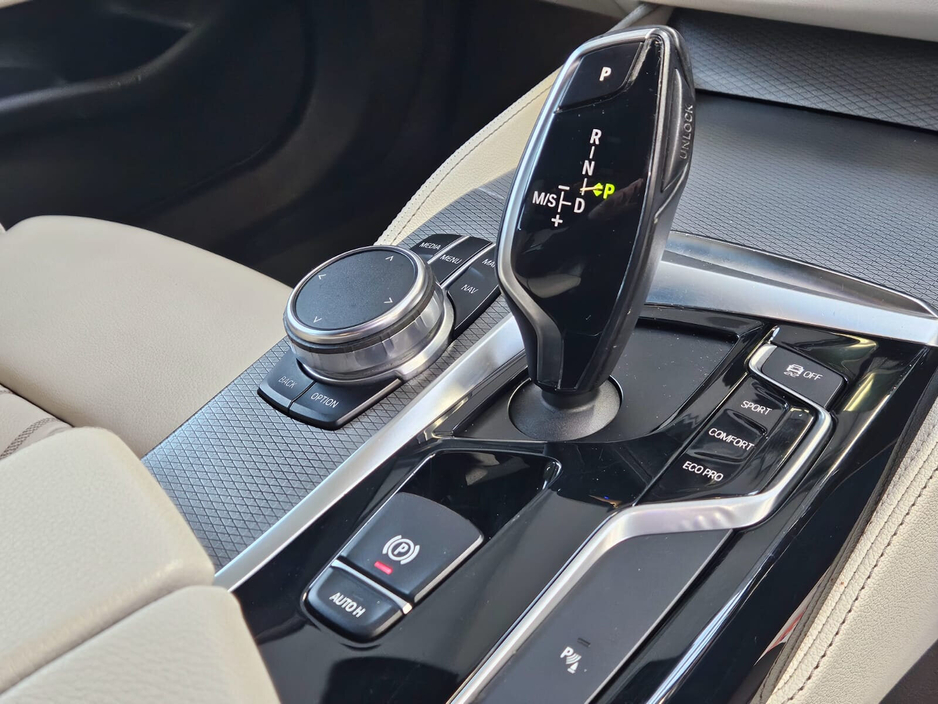 2018 BMW 5 Series 520d M Sport Auto €26,950