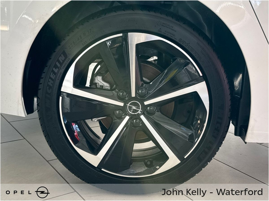 2026 Opel Astra 1.2 ELEHANCE 130 BHP €36,700