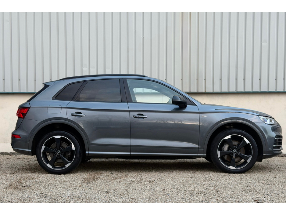 2020 Audi Q5 2.0TFSIE S LINE 50 QTIP 5DR A €29,950