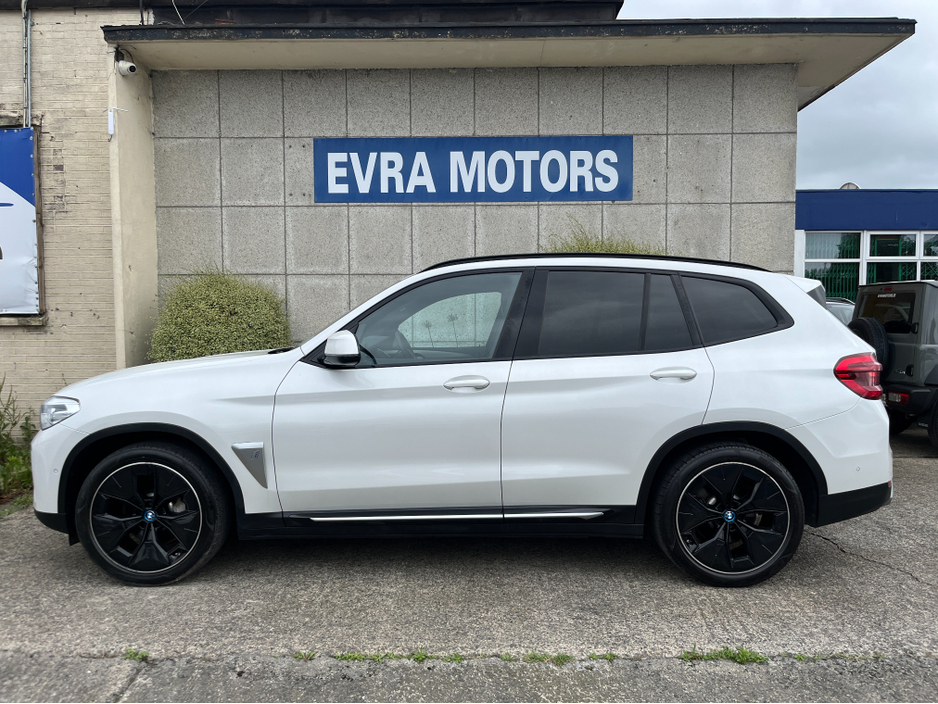 2022 BMW iX3 PREMIER EDITION ELECTRIC //HIGH SPEC//PANORAMIC GLASS ROOF//WINTER SALE €5000 REDUCTION// €32,950