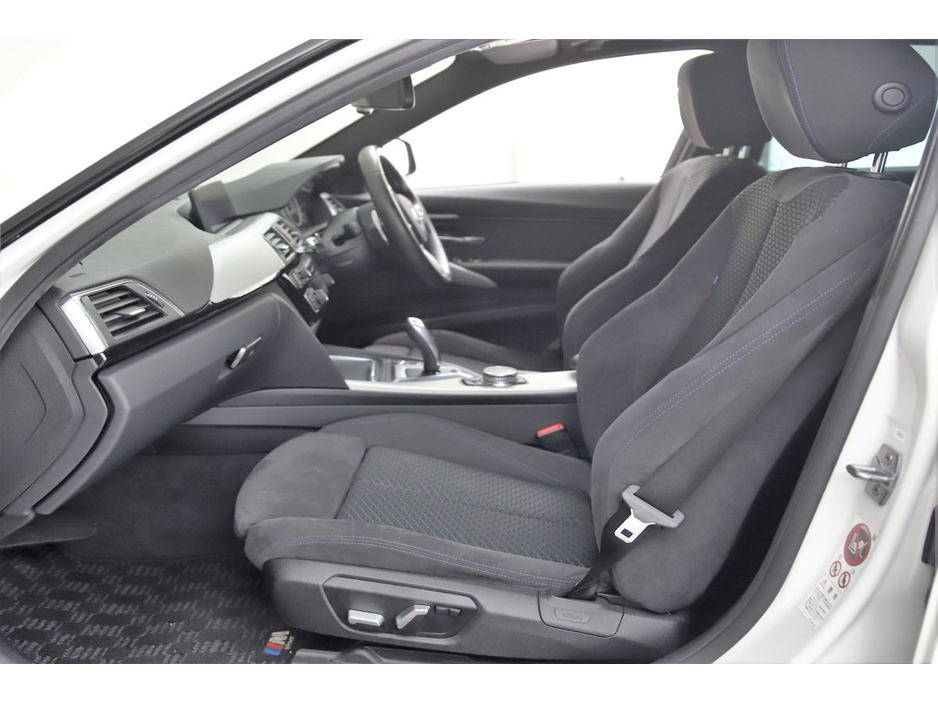 2016 BMW 3 Series 330E M SPORT PLUG-IN HYBRID *ALCANTARA SPORT MEMO SEATS*HEAD-UP DISPLAY*360PAN CAM* €17,890