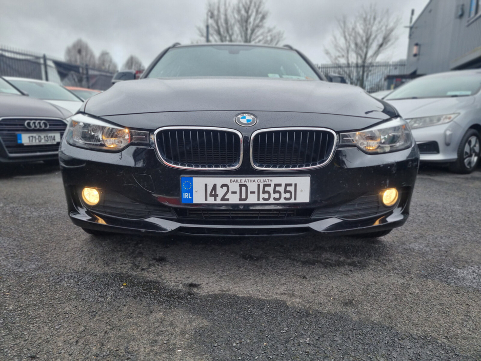 2014 BMW 3 Series - image 2