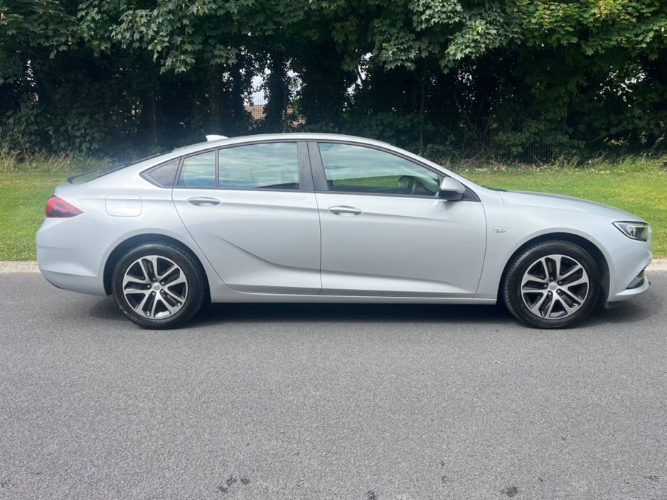 2018 Opel Insignia 1.6 (110PS) Turbo D ecoTEC SC €8,950