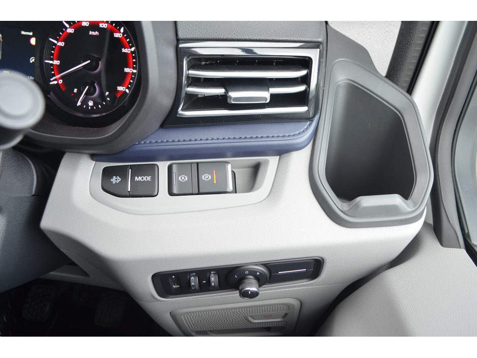 2026 Maxus Deliver 9 - image 23