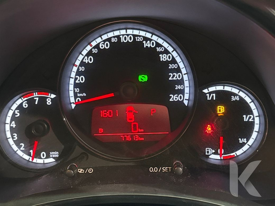 2016 Volkswagen Beetle AUTOMATIC 1.2L TSI - FACTORY ALLOY WHEELS - A/C HEATING CONTROLS €13,950