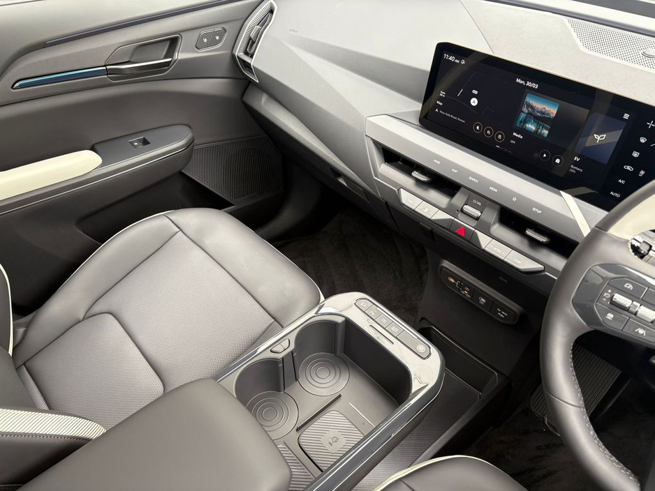 2026 Kia EV5 - image 18
