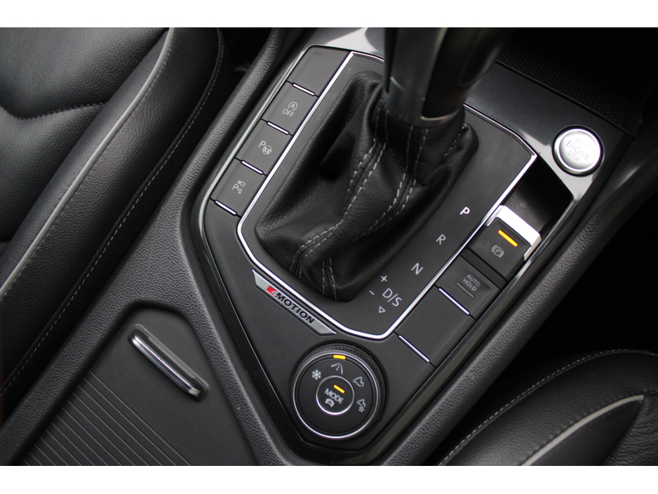 2019 Volkswagen Tiguan - image 16