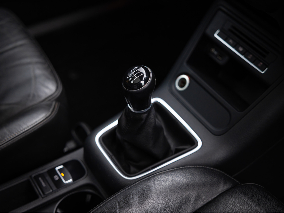 2016 Volkswagen Tiguan - image 16