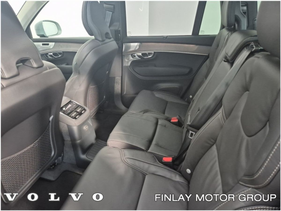 2026 Volvo XC90 - image 8