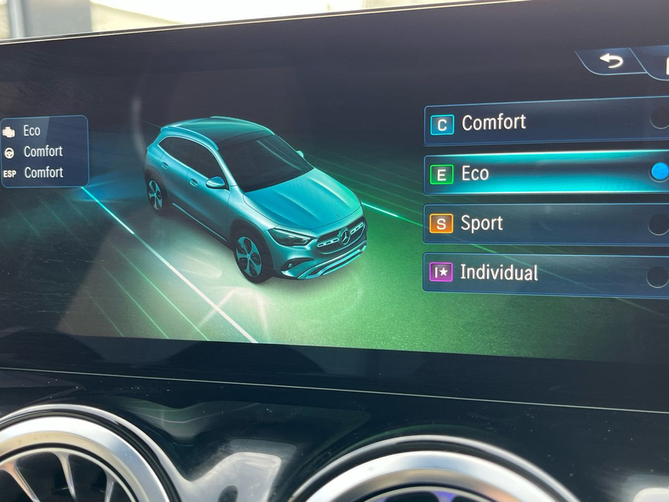 2025 Mercedes-Benz GLA Class - image 24