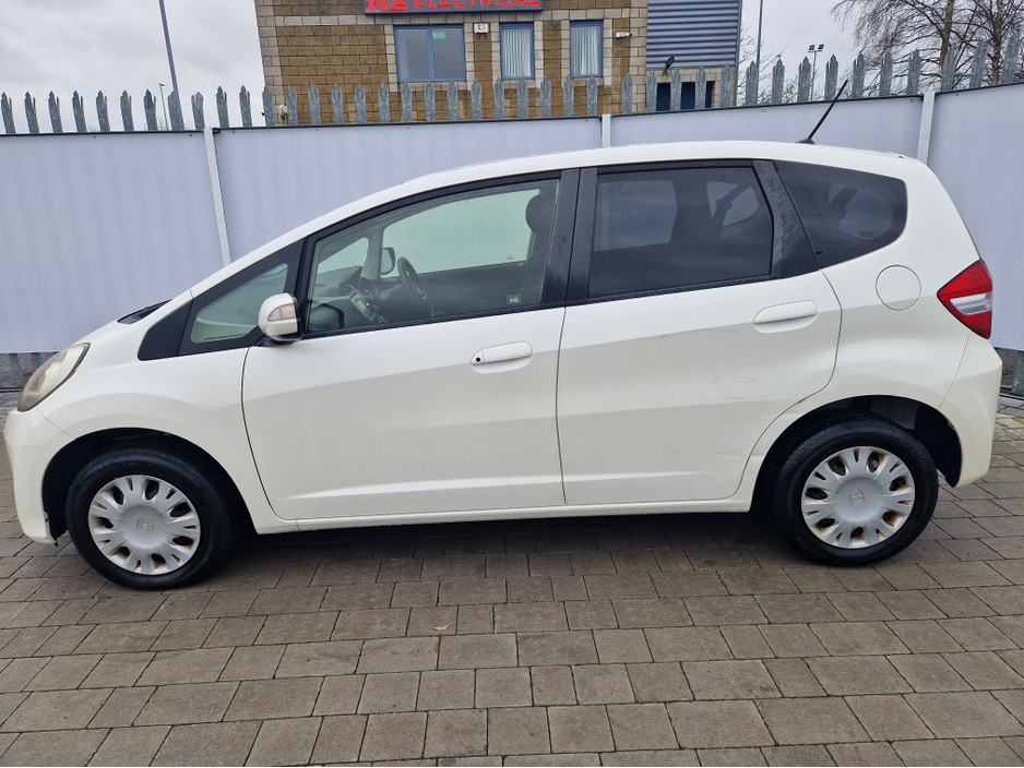 2013 Honda Fit 1.3 PETROL AUTOD €7,995