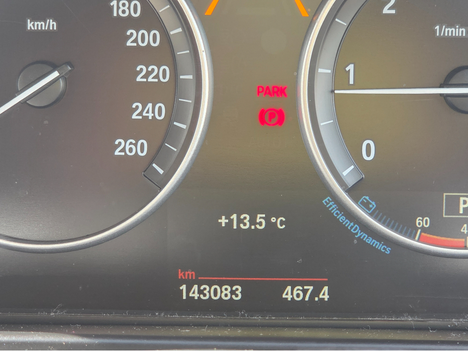 2016 BMW X5 - image 20