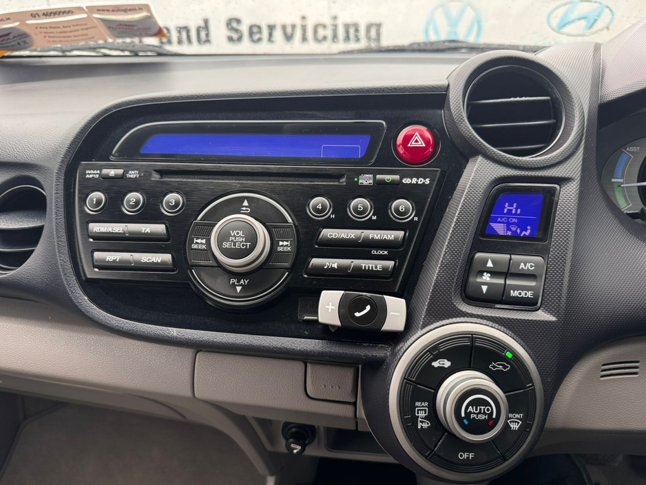 2011 Honda Insight - image 26