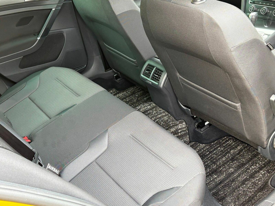 2019 Volkswagen Golf - image 6