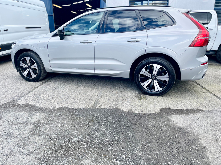 2023 Volvo XC60 - image 29