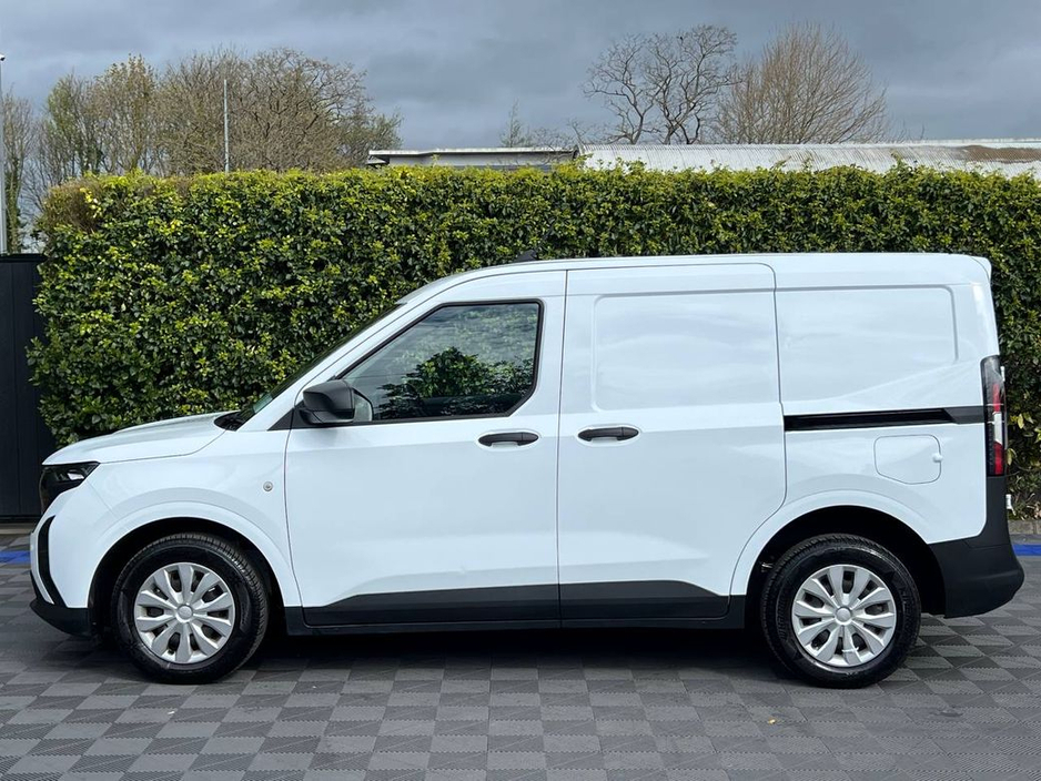 2025 Ford Transit - image 3