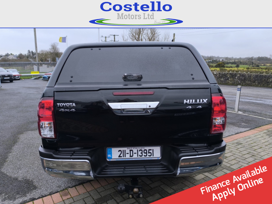2021 Toyota Hilux 2.4 DOUBLE CAB SR5 4DR €36,000