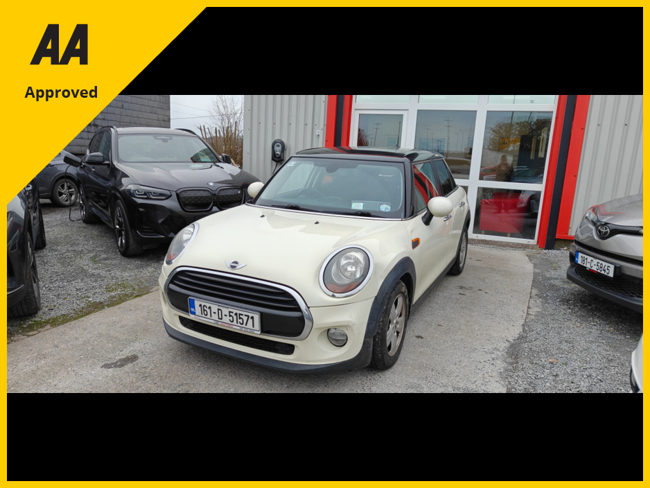 2016 MINI Hatch 2016 1.5 Petrol 5DR COOPER €10,950