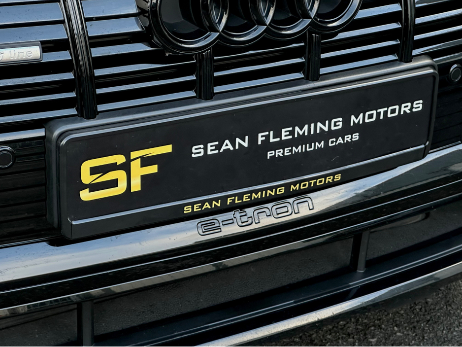 2022 Audi e-tron 55 300KW Q S LINE A €34,950