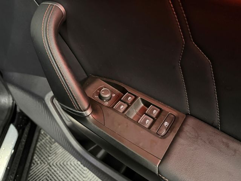 2023 Cupra Formentor E-hybrid 204HP DSG 5DR Auto €30,950