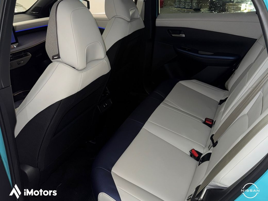 2026 Nissan Leaf - image 13