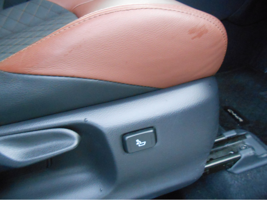 2019 Toyota C-HR Sport Hybrid €21,995