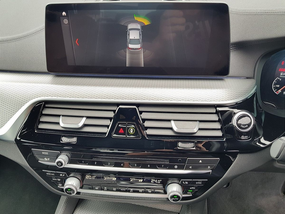 2020 BMW 5 Series 530d M Sport Saloon €35,995