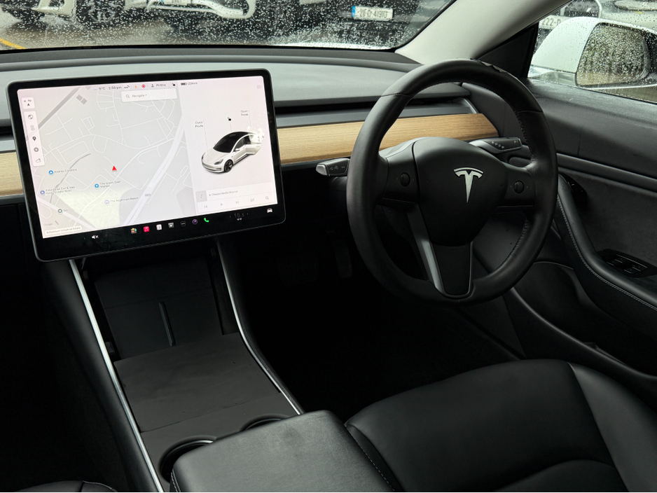 2020 Tesla Model 3 STANDARD RANGE + RWD..PANORAMIC ROOF €18,900