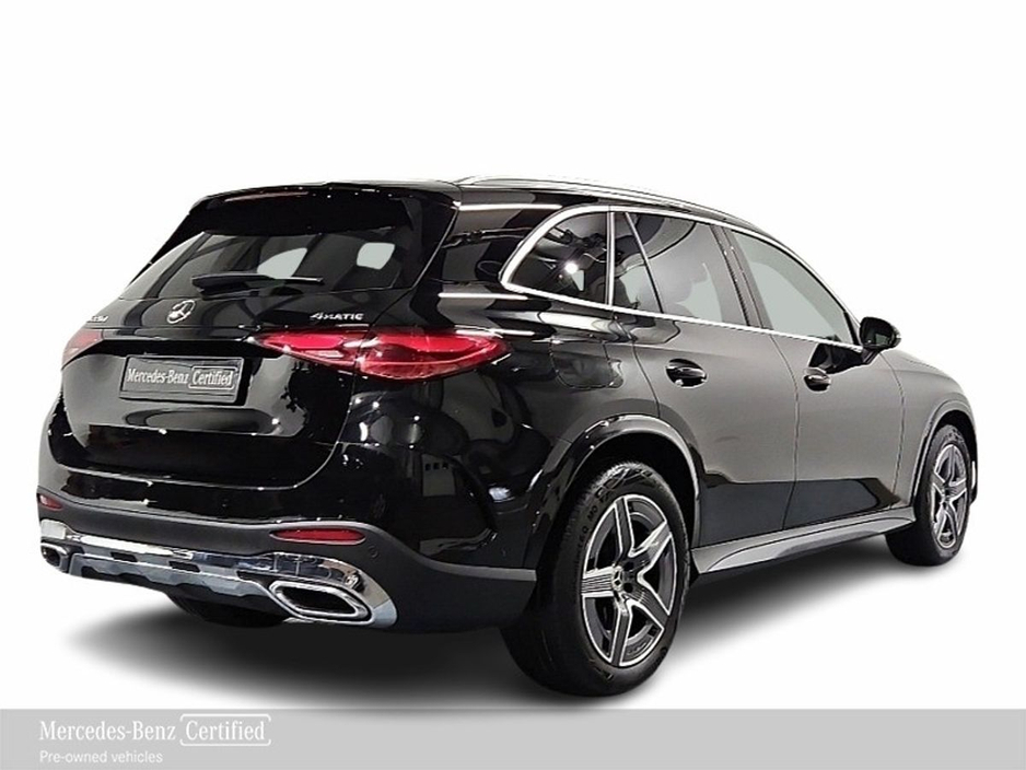 2024 Mercedes-Benz GLC Class - image 4