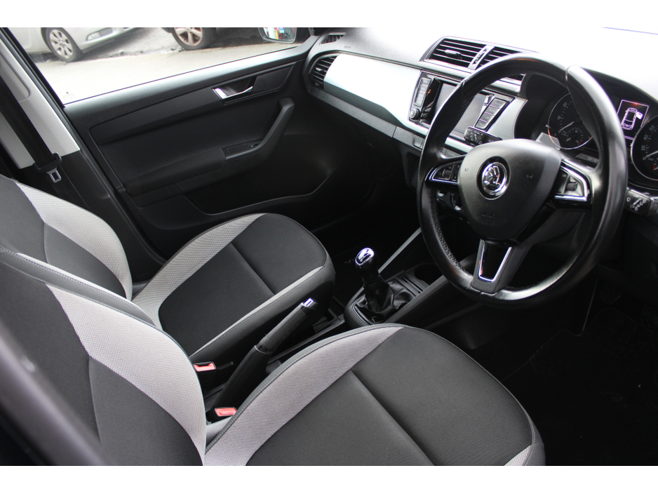 2018 Skoda Fabia - image 7