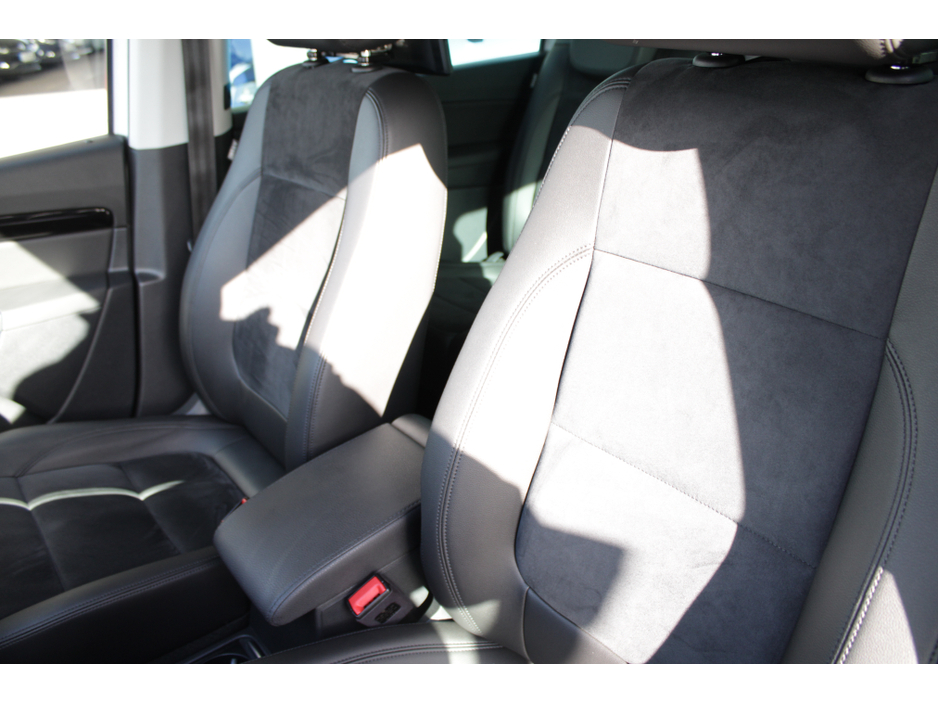 2019 Volkswagen Sharan - image 24