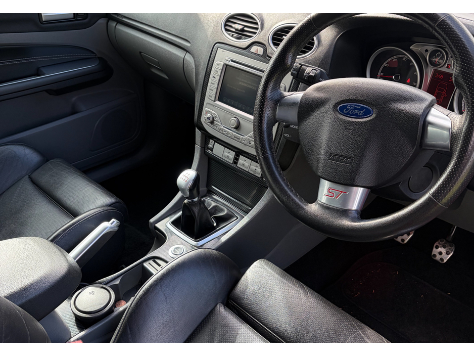 2008 Ford Focus - image 12