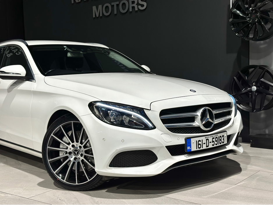 2016 Mercedes-Benz C Class - image 2