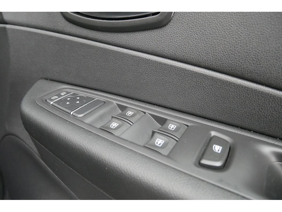 2018 Renault Captur - image 21