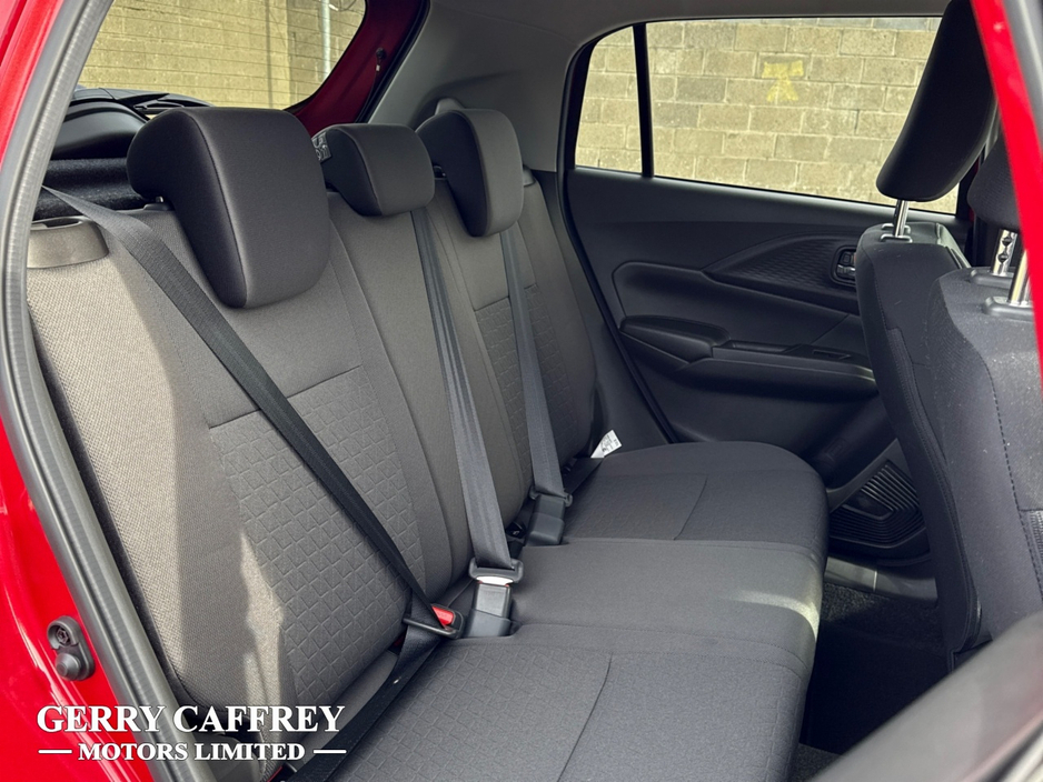 2025 Suzuki Swift - image 11