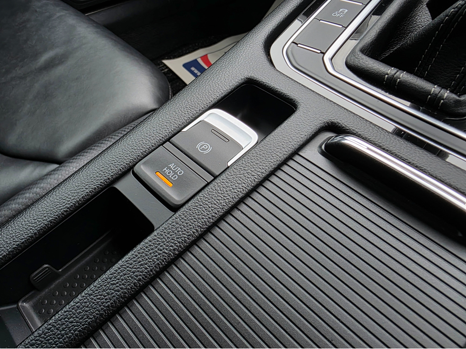 2017 Volkswagen Arteon - image 26