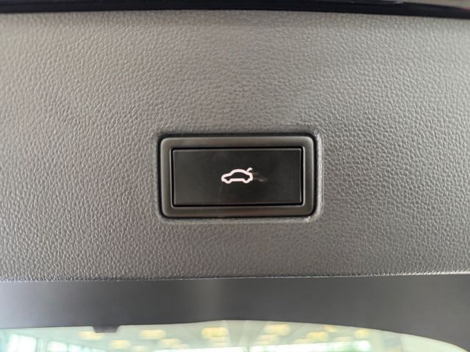 2020 Volkswagen T-Roc - image 19