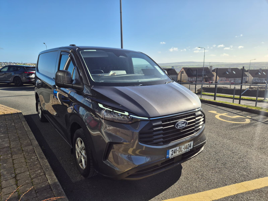 2024 Ford Transit Custom - image 7
