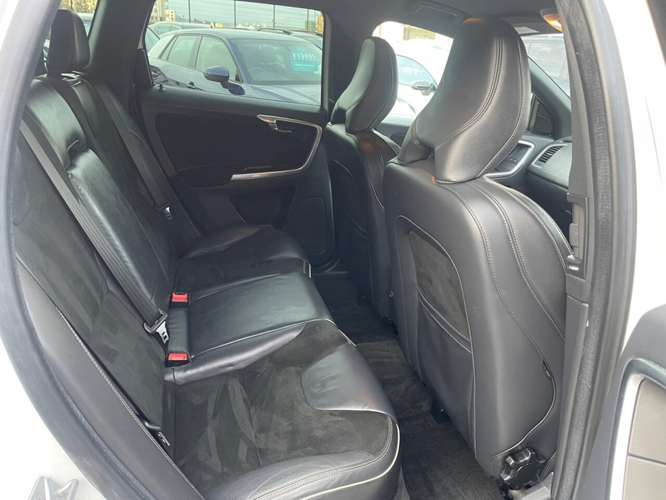 2016 Volvo XC60 2.0 D4 R-Design Nav SUV 5dr Diesel Auto Euro 6 (s/s) (190 ps)