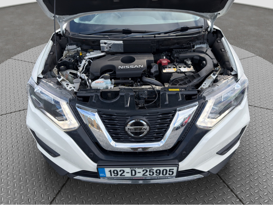 2019 Nissan X-Trail - image 18