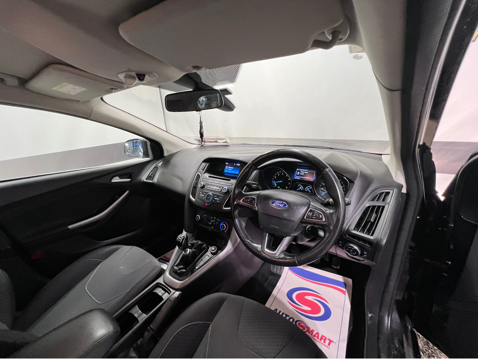 2015 Ford Focus 1.0 ECOBOOST ZETEC 125PS 5DR T €7,400