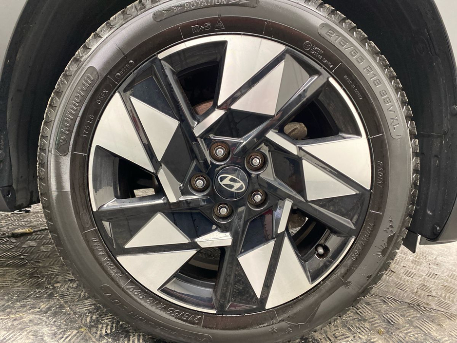 2023 Hyundai Kona - image 5