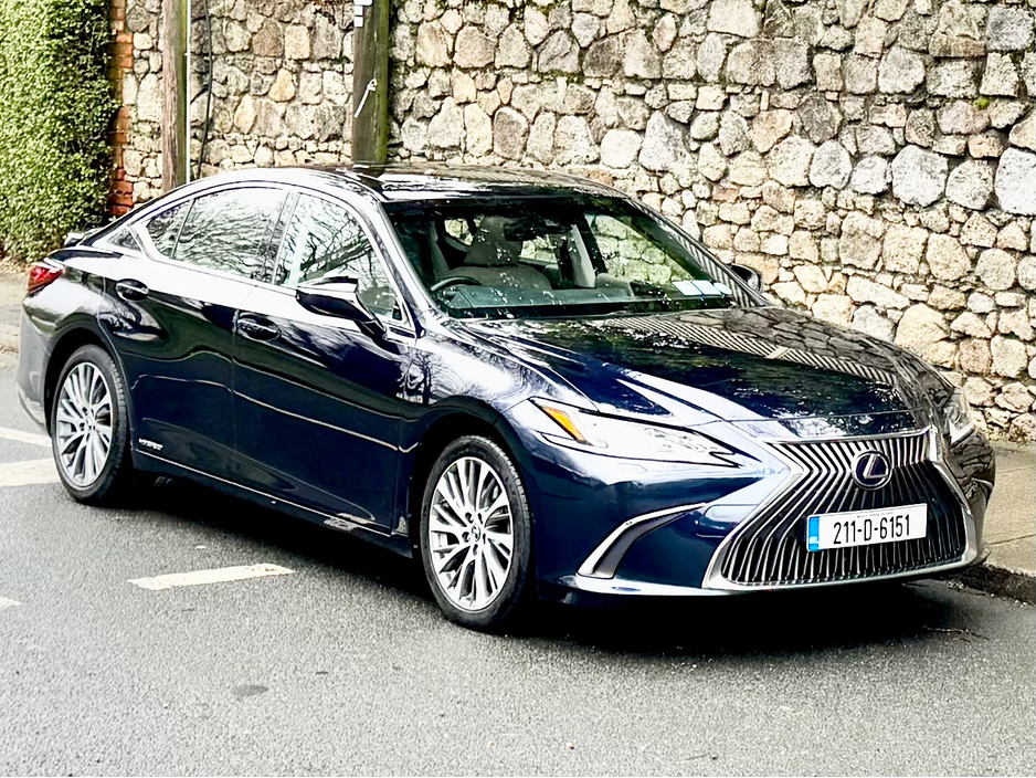 2021 Lexus ES 300 H DYNAMICS!! 1 YR HYBRID WARRANTY !! €29,900
