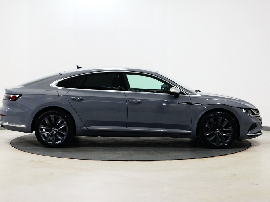 2022 Volkswagen Arteon - image 2