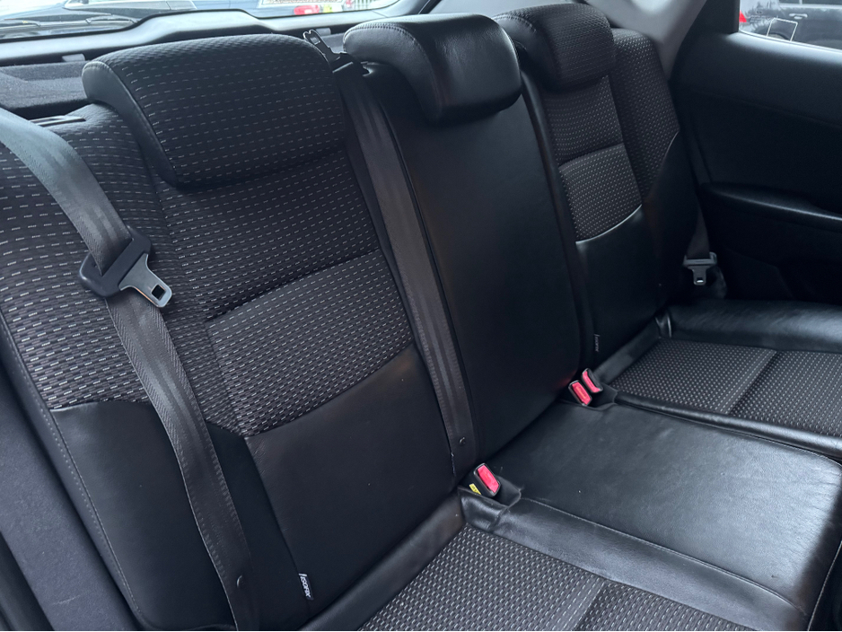 2010 Hyundai i30 - image 11