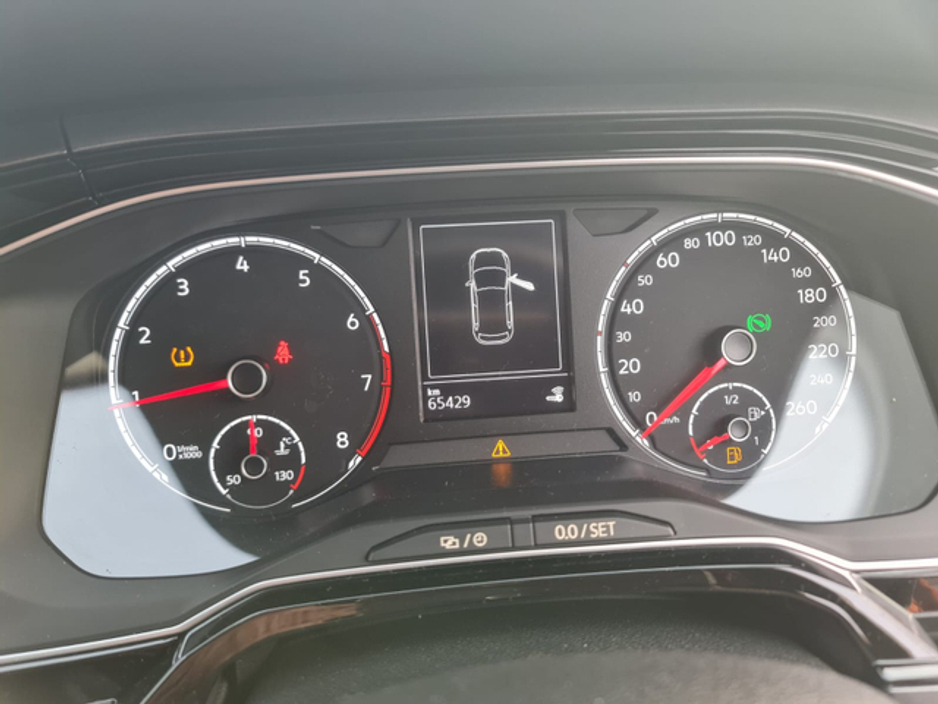 2018 Volkswagen Polo - image 19